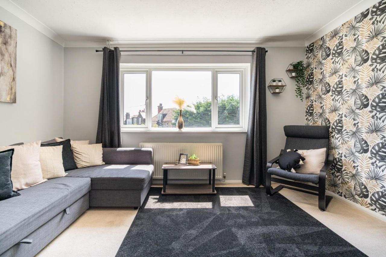 Onyx Bay - Whole Apartment - Wifi - Beach - 2 Bed - Broadstairs Town Dış mekan fotoğraf